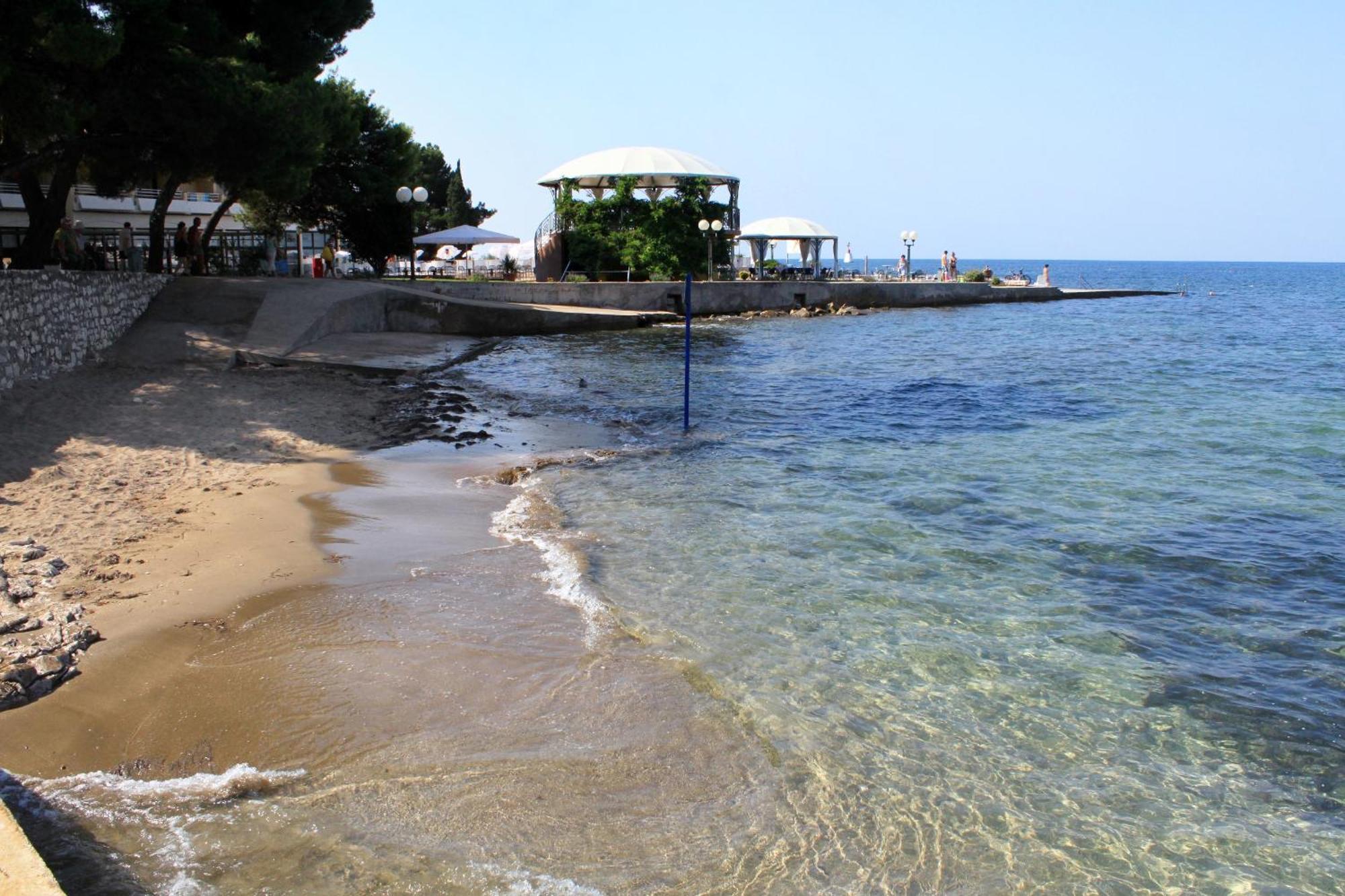 Apartment By The Sea - 22628